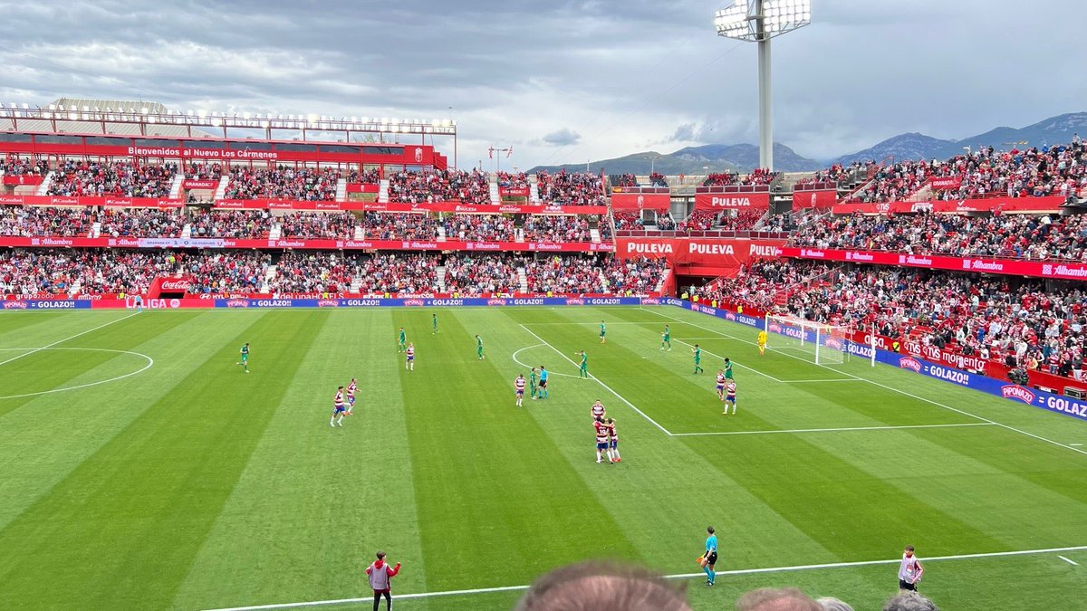 I'm at Estadio Nuevo Los Cármenes in Granada swarmapp.com/malopezrom/che…