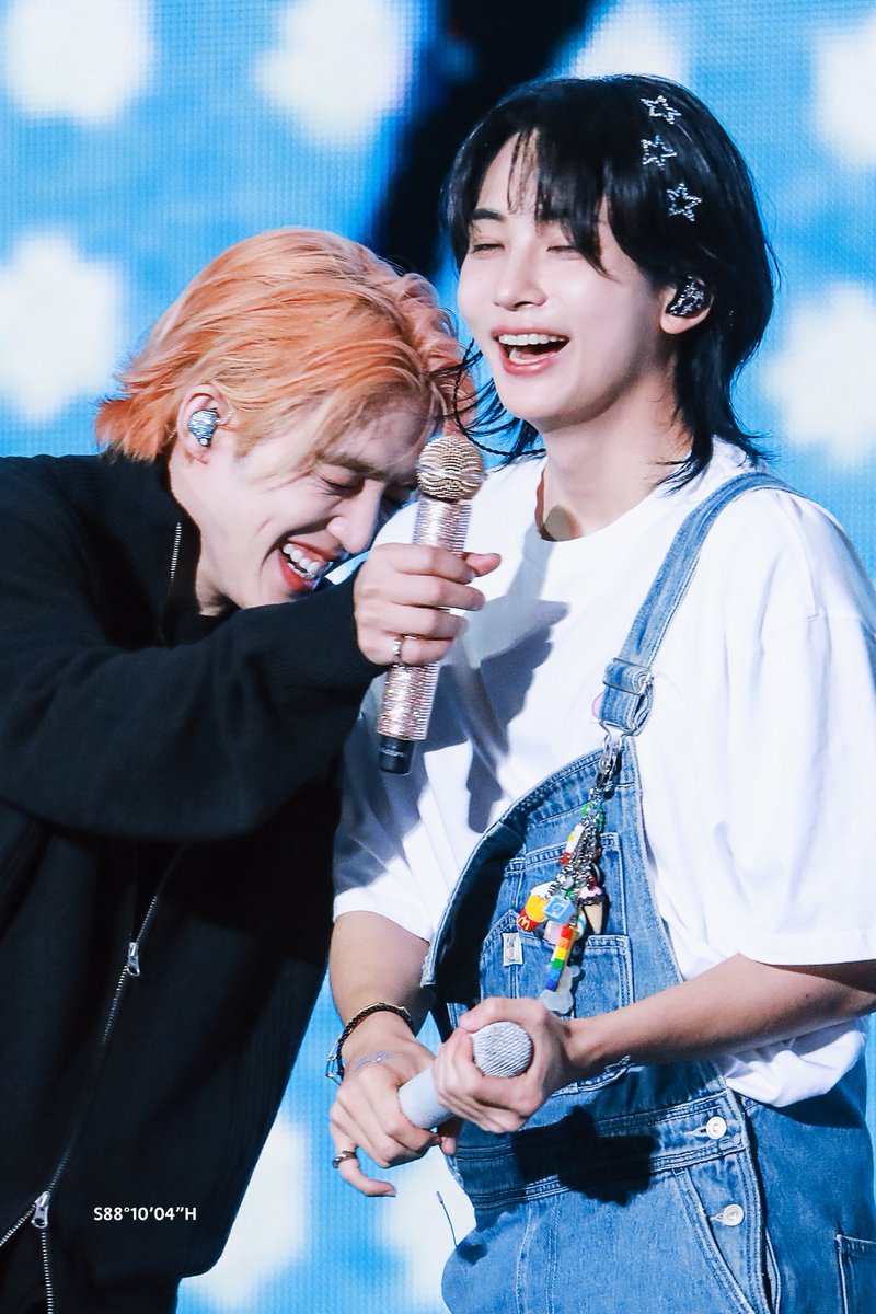 s881004h's tweet image. 240428 Seventeen Follow Again in Seoul
🫂❤️
#SEVENTEEN #세븐틴 #에스쿱스 #승철 #SCOUPS #JEONGHAN #정한 @pledis_17