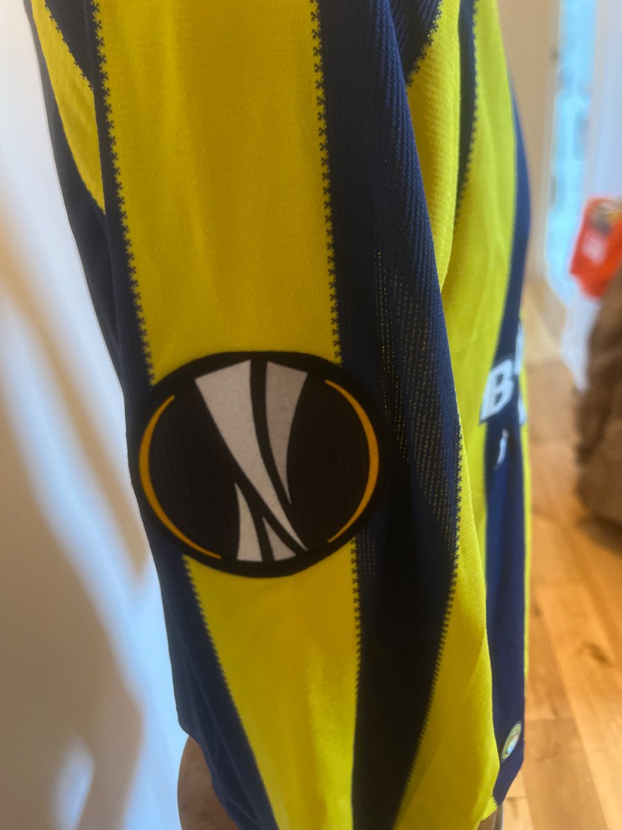 MatchwornStrip's tweet image. Match worn Hasan Ali Kaldirim shirt worn in a Europa League Group Stage tie against Manchester United in 2016. The Turkish club won the feisty encounter in Istanbul 2-1