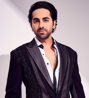 A new film project that brings together artist #AyushmannKhurrana with director Anis Bazmee, which has not been named yet. It is a comedy-drama, in which Ayushmann will play a dual role. The rest of the cast will be chosen later, and filming for the film will begin next year.