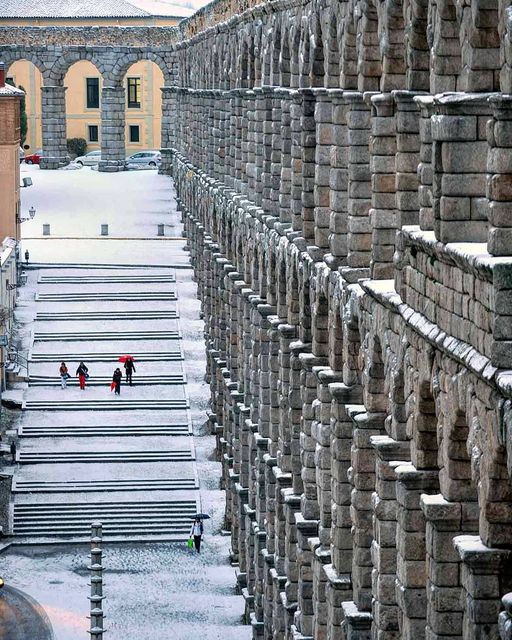 Spain Art & Architecture  
🌎✈️
Acueducto De Segovia, Spain
#madridcity #madridspain #couplesinmadrid #spain #travel #spaintrave #architect #artandall #art #travelblog #travellifelove #design #photography #artis