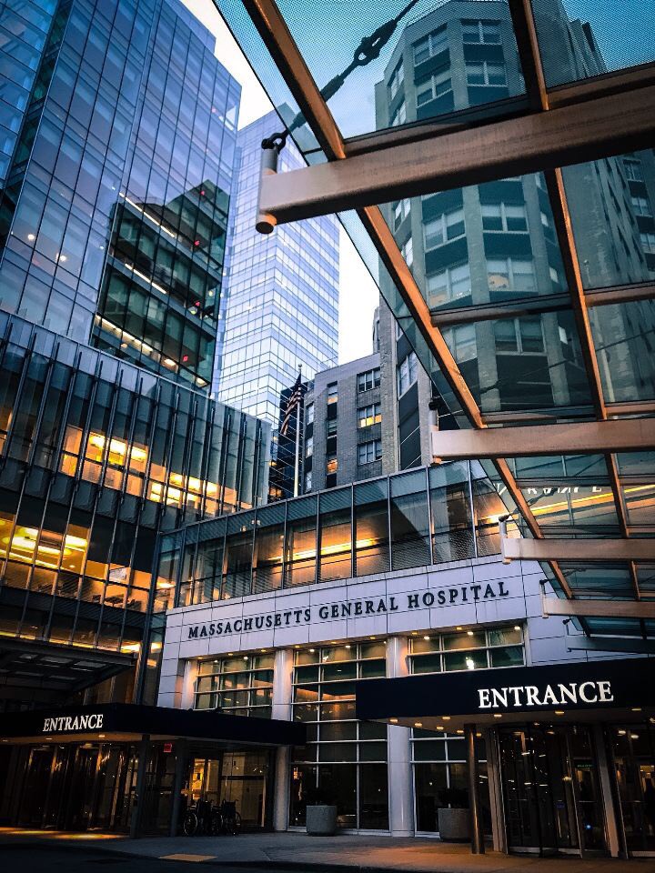 Final shift of medical school ✅

Tremendous gratitude for all the medical educators who taught me how to be a better clinician for my patients.

Thank you, @DrDanRestrepo <a href="/AmulyaNagarurMD/">Amulya Nagarur</a> <a href="/jacquelinetchu/">Jacqueline Chu</a> <a href="/SimranGMD/">Simran Gupta</a> <a href="/CesarGBerto/">Cesar G. Berto, MD</a> <a href="/amin_aalipour/">Amin Aalipour</a> <a href="/AMLandryMD/">Alden Landry</a> <a href="/AlisterFMartin/">Alister Martin</a>