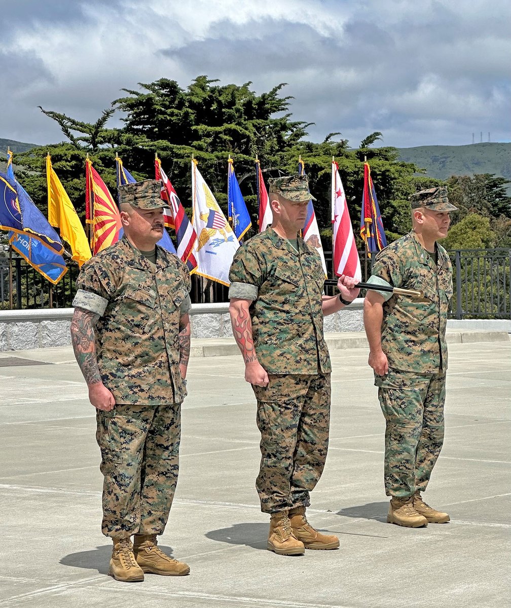 Sgt. Maj. Roberto Alviso passed the 23rd Marine Regiment inspector-instructor sergeant major sword to Sgt. Maj. Brian Anderson in a ceremony at Golden Gate National Cemetery, April 12, 2024. #USMC