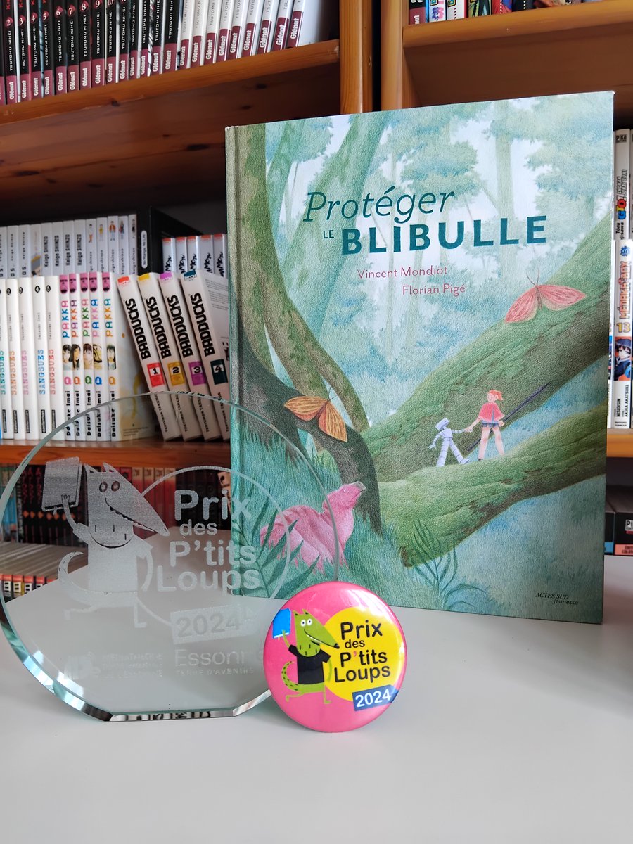 Mon album PROTÉGER LE BLIBULLE, publié par @ASJeunesse et illustré par Florian Pigé, a gagné hier le Prix des P'tits Loups 2024 ! Merci à toutes les jeunes lectrices et tous les jeunes lecteurs qui ont voté pour lui <3