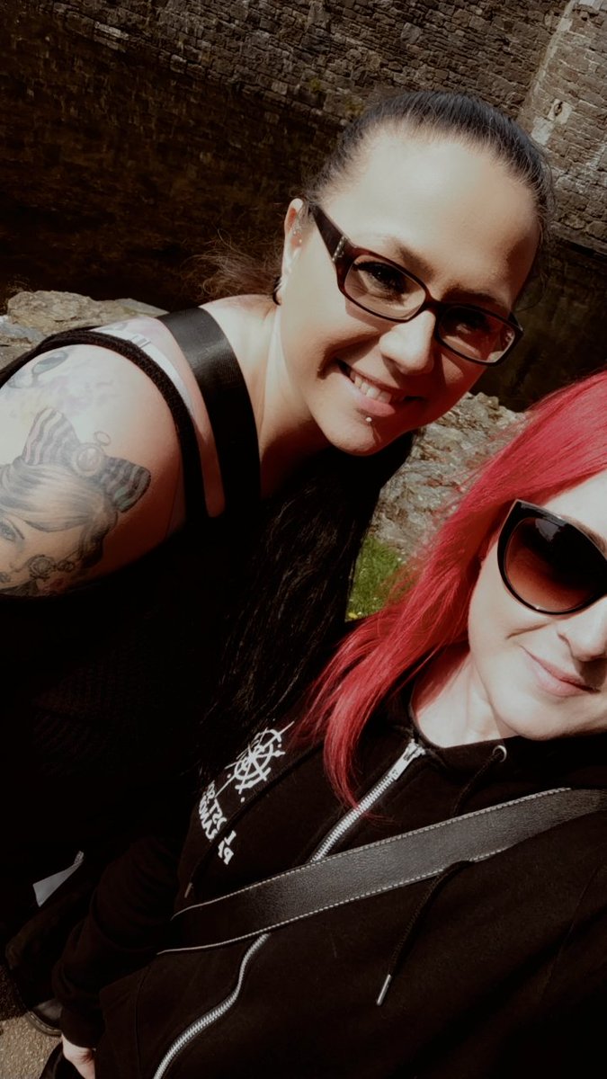 Had the BEST weekend exploring beautiful North Wales with this one 🖤

#ghosthunting #castles #history #snowdonia #anglesey