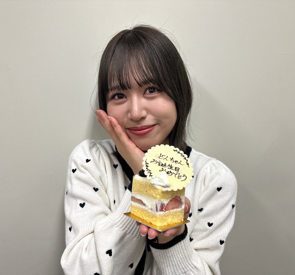 チーム E「声出していこーぜ!!!」
福士奈央卒業公演

どんちゃん
SKE48卒業おめでとう🎉
番組を支えてくれてありがとう👍

持ち前のクリエイティブ力と
皆に愛される人望で
天下獲ってください👍

コアラちゃんコアラちゃん❤️

#福士奈央 #福士奈央卒業公演 #SKE48 #SKE123じゃないよ