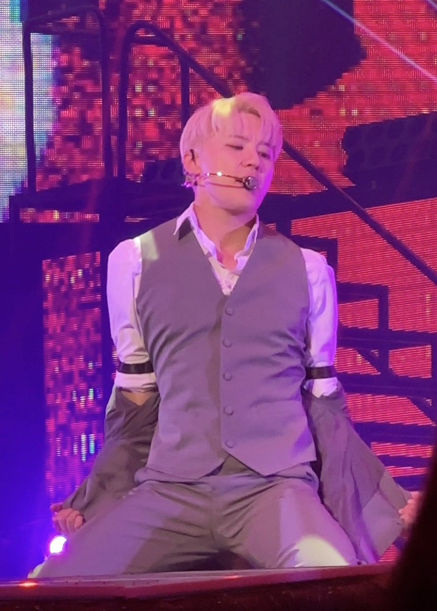 [세로] 240428 XIA 2024 ENCORE CONCERT Chapter 1 : Recreation -Intoxication 김준수 XIA 레전드 크레이지 콘서트  youtu.be/fymNAie-pdI?si…