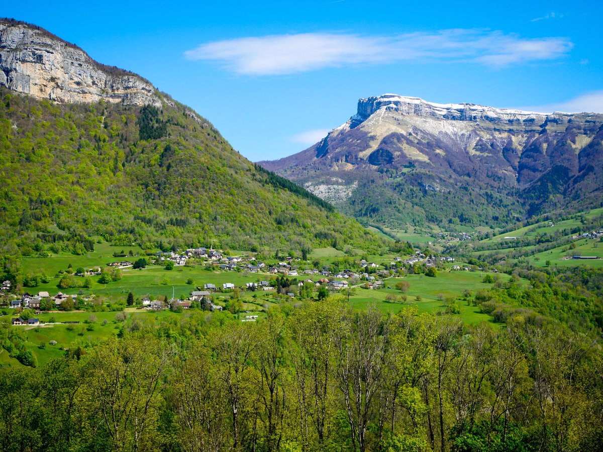 🚴‍♀️ La belle balade d’hier avec mon vélo de route 😍 En mode « Allez on va à Annecy », « oh et si on continuait jusqu’à Aix », « maintenant qu’on est là on retourne à Chambé à vélo? » #vélo