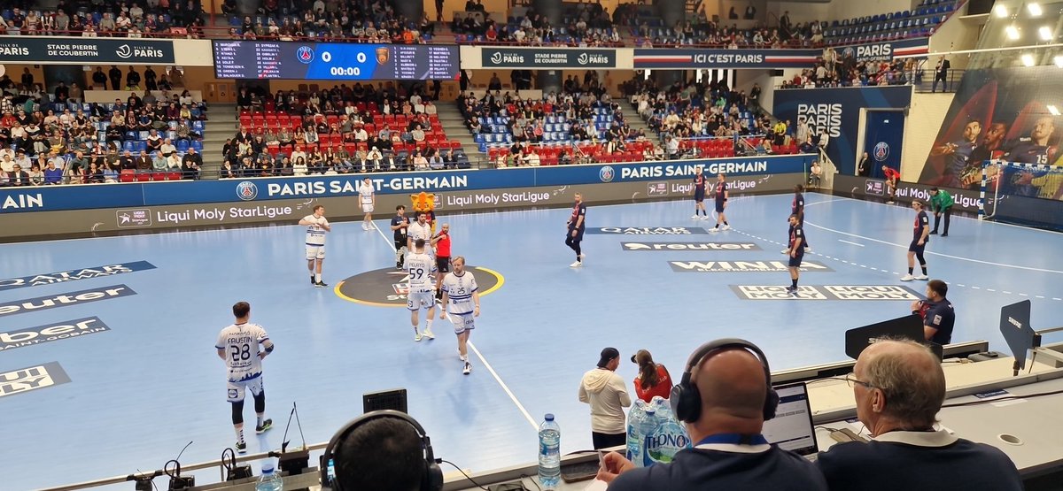 Un petit @psghand - @USDKDunkerque à Coubertin. Malheureusement pas de live en audiodescription sur ASA France... problème de son