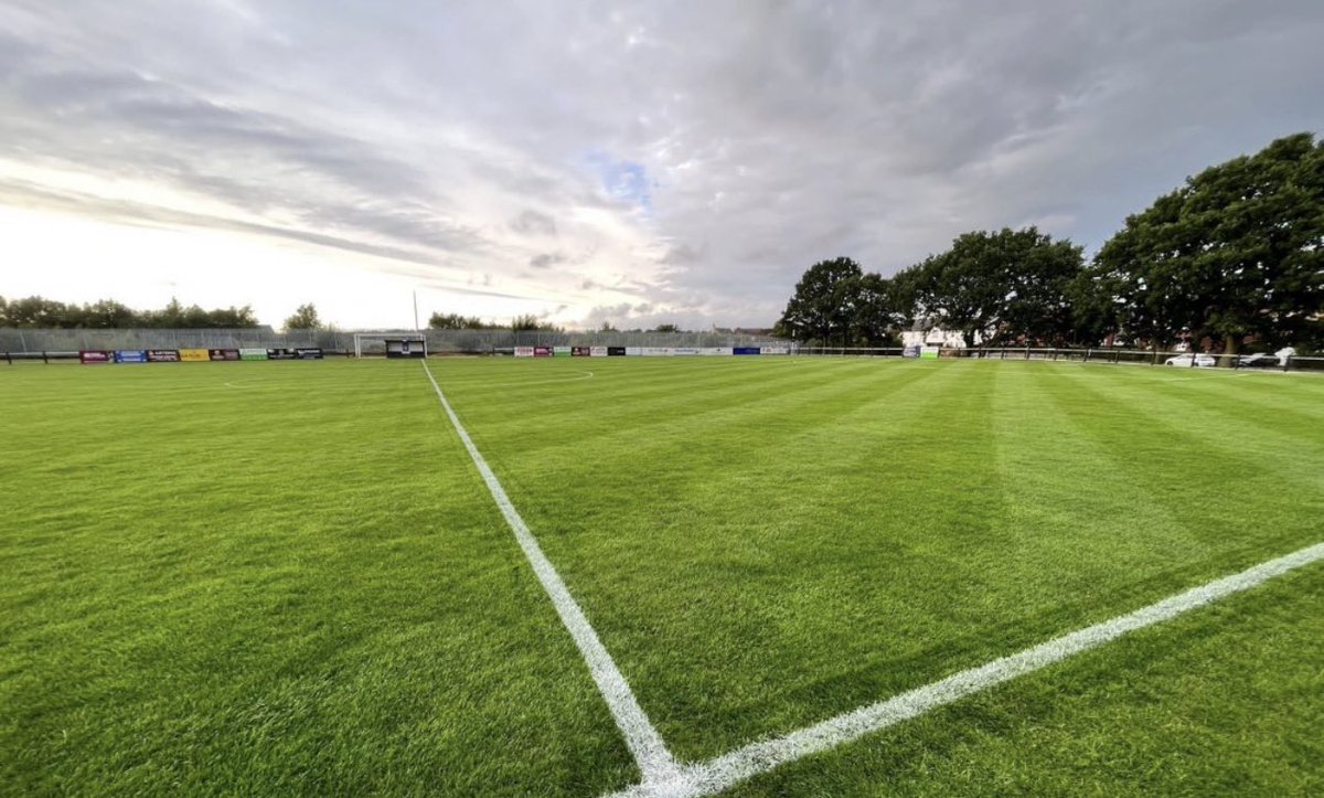 Full time result from this morning’s @lancssundayleag game- Lostock 4 - 1 @RaglanLord @dionholden10 ⚽️ @FI_RuJa ⚽️ Ryan F ⚽️ @alexsantosX1 ⚽️ MOM @liam_sealey Massive thanks to @LSGFC again for letting us use their ground 🤝