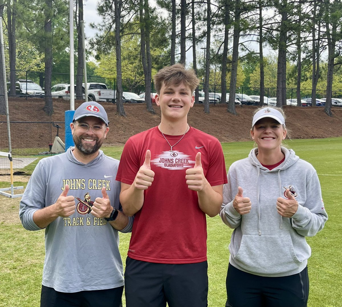 6A REGION 7: 🥇154'-4'' in discus (Region Champion) 🥈47'-4.75''in shotput (Runner Up) Overall @JohnsCreekTrack placed 3rd! Great meet with the team, onto sectionals! @coachciul @RecruitGeorgia @CoachJMcClellan @CoachEurek