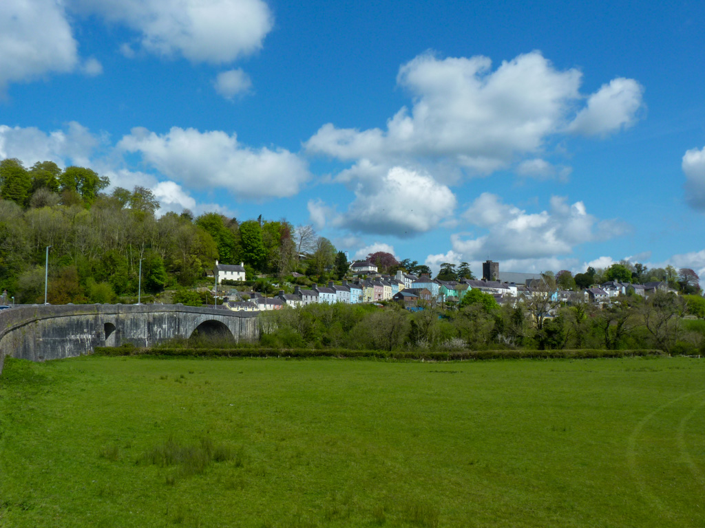 Llandeilo today (before the rain arrived yet again!) @S4Ctywydd