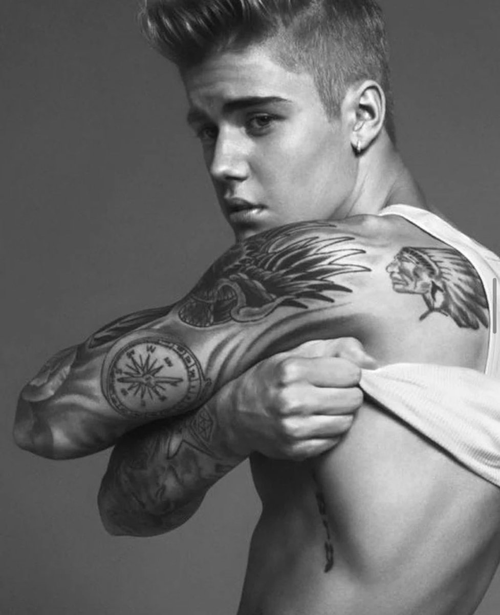 onlydojb's tweet image. —— seductive sunday in black&amp;amp;white.