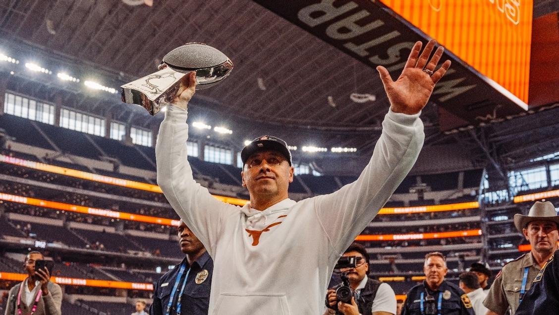 The Sunday Pulpit (via @LoewyLawFirm ): Steve Sarkisian's NFL Draft success proves Texas is SEC-ready (premium content) texas.forums.rivals.com/threads/the-su…