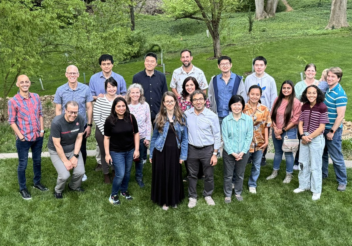 Super fun and filling joint @MahjoubLab and Miner Lab soirée to wish early goodbyes to Hani Suleiman @hansul and Ewa Langner @LangnerEP as they prepare to move to @UTSWNephrology And farewell to George Jarad (St. George, UT) as well! @WUNephrology