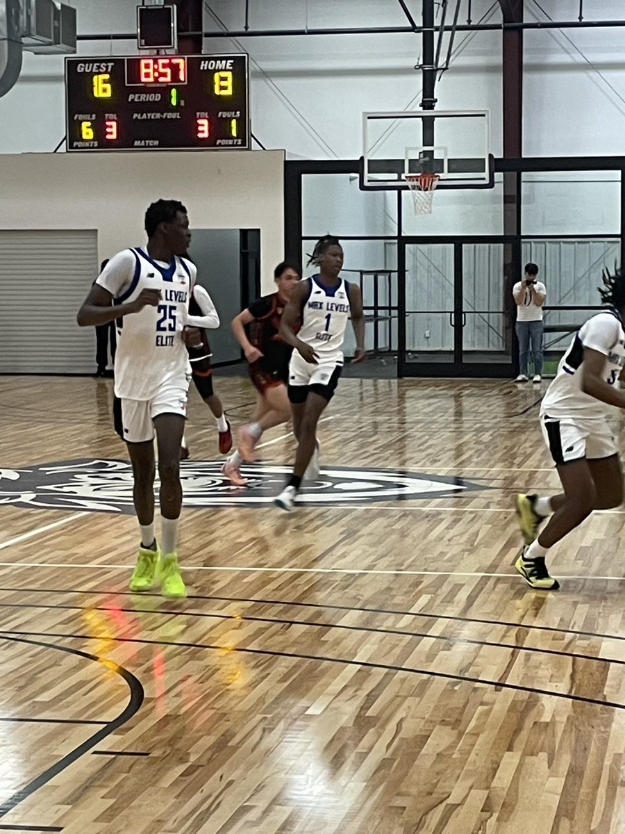 Session #2: DFW Derby Classic Great start to this Max Levels Elite P32 17’s vs. Team Phoenix 17’s game. 2025 prospects on both rosters.#ITrustMyEyes