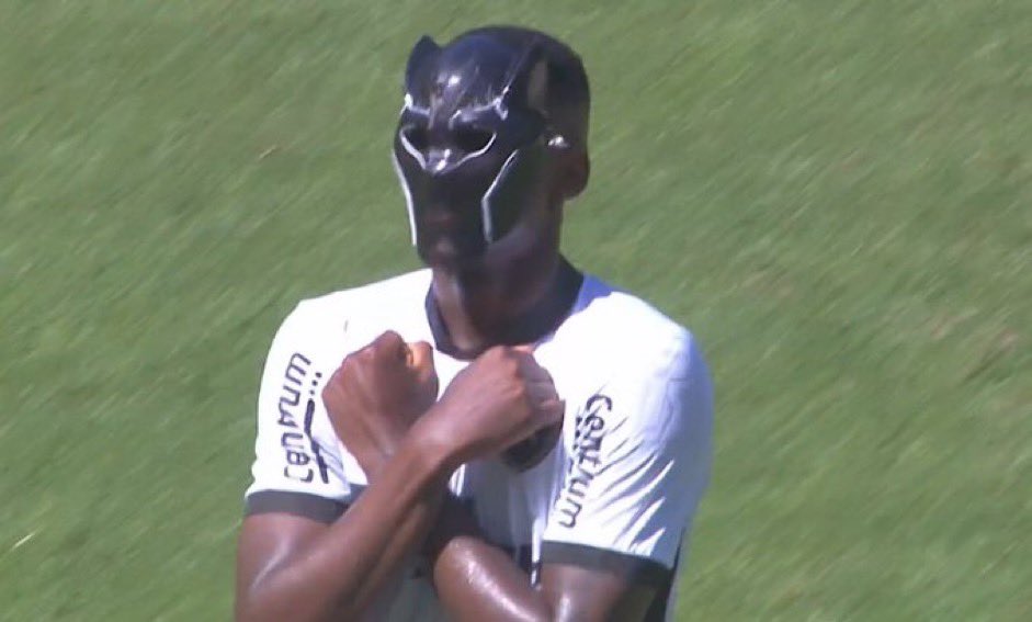 Luiz Henrique with the Wakanda celebration against Flamengo 🥶
