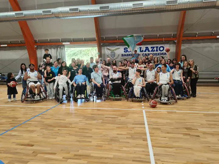 La @SSLazioBIC  vince anche oggi ed è in finale play off a Varese per conquistare la serie A🦅🤍💙🏀