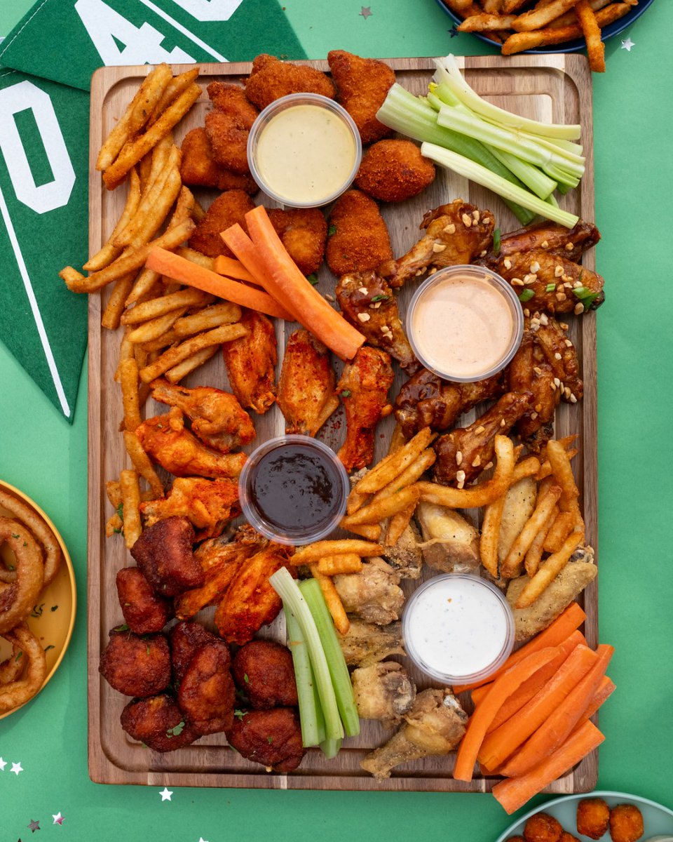 Lazy Dog Restaurants tweet media