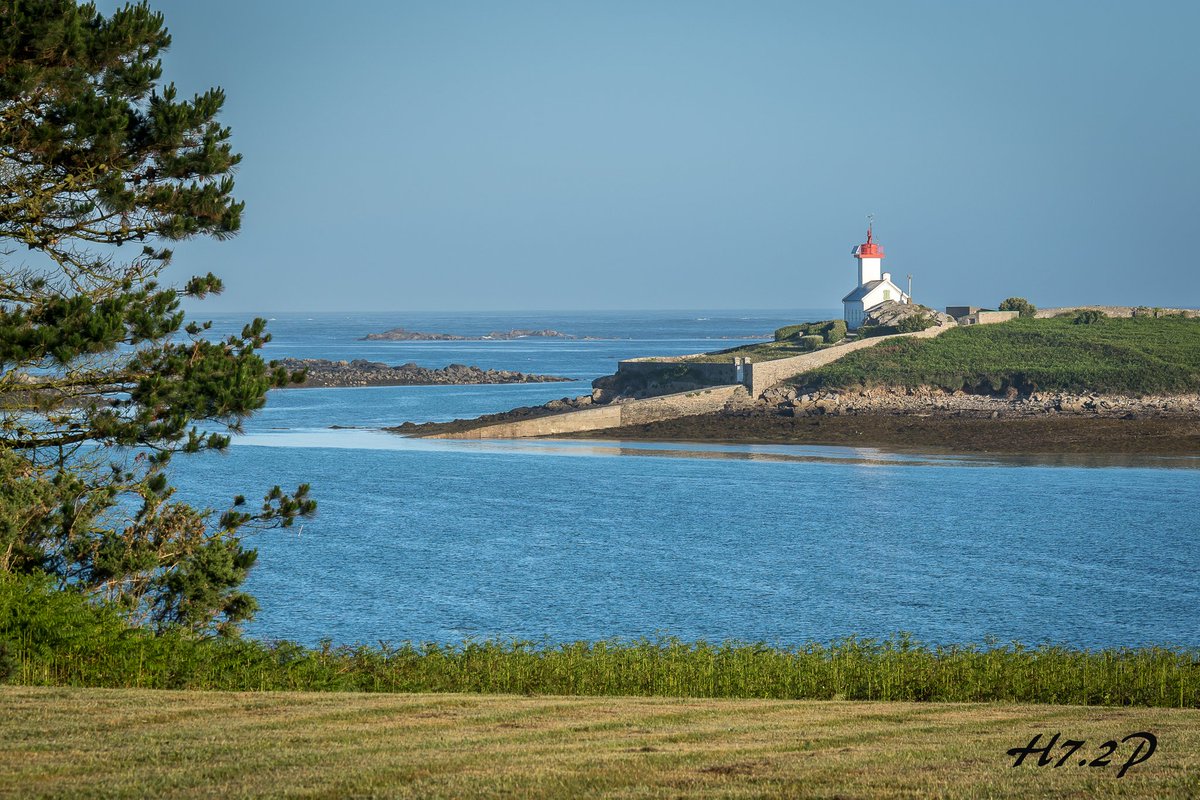 Le phare de l'île Wrac'h . Plouguerneau . 29 .
#lighthouse #lighthouses #phares #pharesetbalises #pharesdebretagne
#bretagne #breizh #bretagnetourisme #igersbretagne #destinationbretagne #jaimelabretagne #bestofbretagne #breizh_vibes #bretagnenord #finistere #finisteretourisme