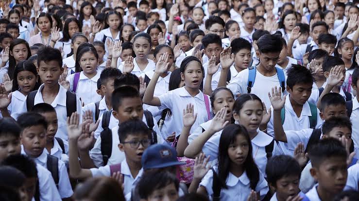 Filipinler'de aşırı sıcaklar nedeniyle eğitime ara verildi.