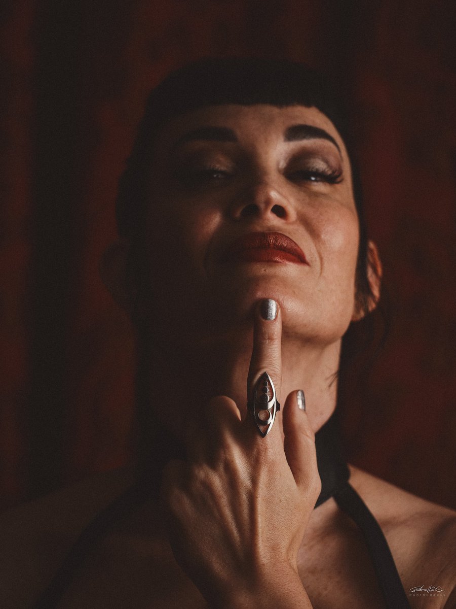 Had an excellent photoshoot with @seattlefemdom a couple weeks ago and finally finished my edits. The connection and energy had during this shoot was outstanding. #photography #portraits #fujifilm #fujigfx #profoto #captureonepro #mediumformat #Ritual #seattle #washington