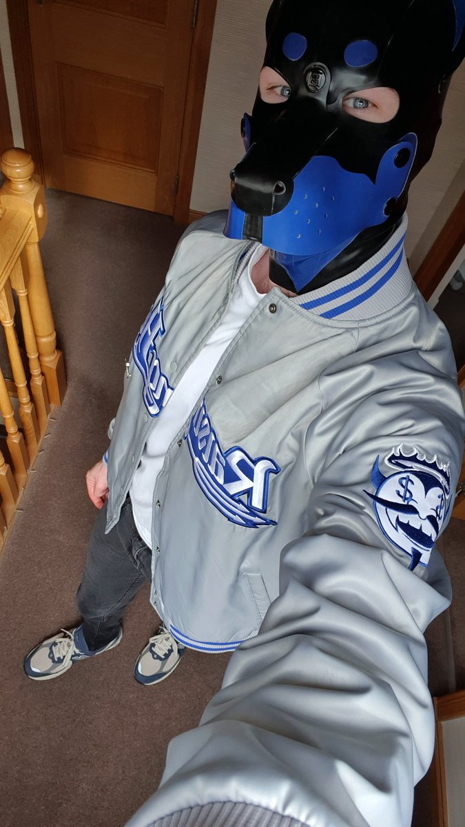 Rubber Dog Fit Check 💙🖤🔥
