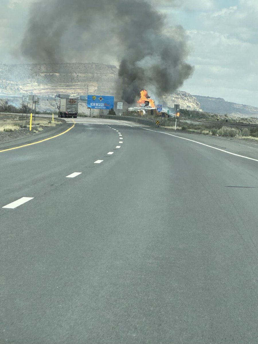 Another train derailment, BSNF along I40 at AZ-NM state line. Train cargo was propane. Why does this keep happening? Reply in comments.