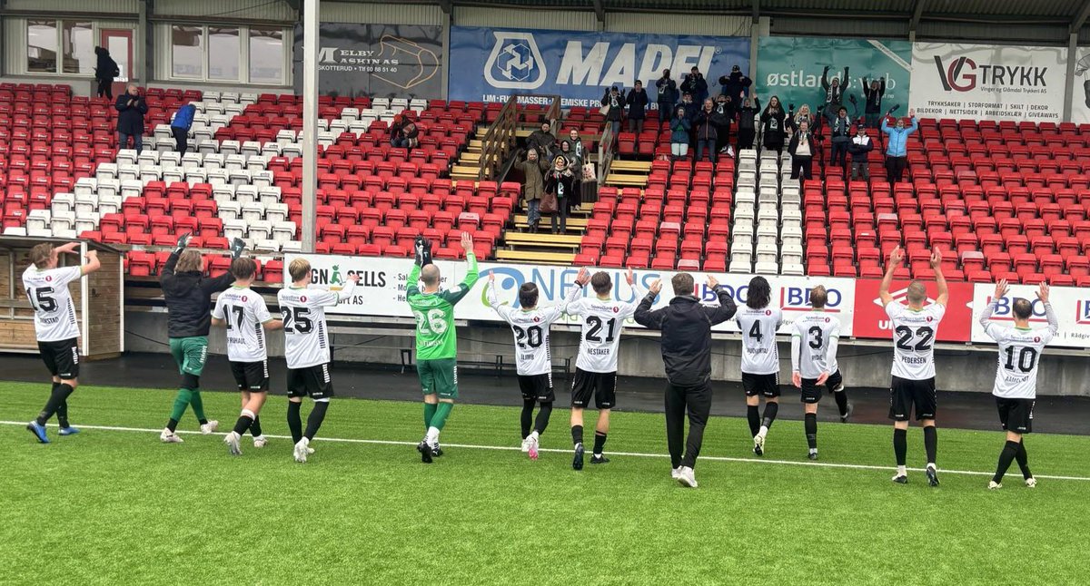 HonefossBK's tweet photo. https://t.co/HLBi0aaT9V
Det ble hele sju scoringer til våre menn mot Kongsvinger 2. Byttingsvik har så langt ikke sluppet inn mål på våre tre første kamper i avdeling 6 Norsk Tipping-ligaen.
#VierHBK #norsktippingligaen #sammen https://t.co/jzovvygWpk