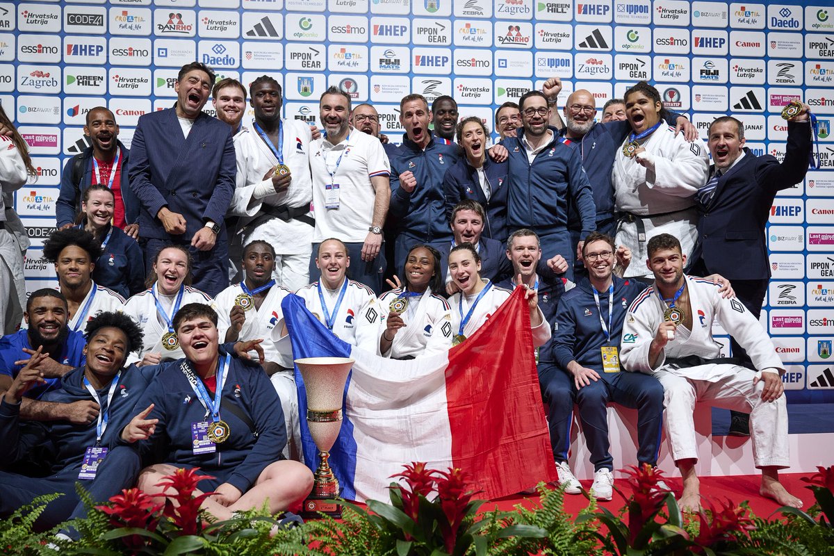 CHAMPI🌟🌟NS D’EUROPE MERCI LES BLEUS 💙🤍❤️ 📸 France Judo/JB Dalleau #JudoZagreb #GoLesBleus #FierdEtreJudoka