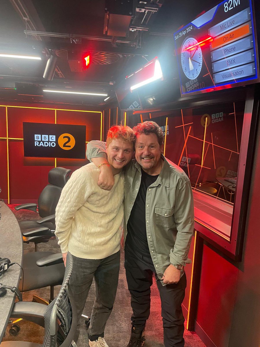Michael with Sam Tutty today in the BBC Radio 2 Studio. Sam was discussing all things @2strangersshow if you missed it you can catch up on @BBCSounds Photo credit About Grace PR on X 💙