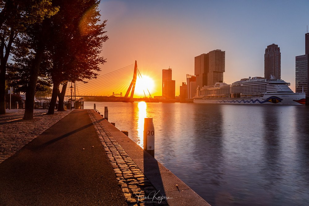 Sunrise Erasmusbrug Rotterdam...Nice Evening