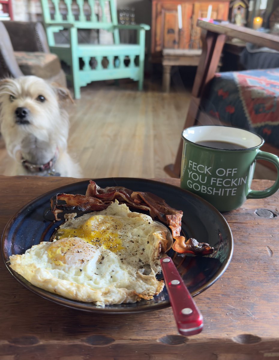 BREAKFAST! 🥓 🍳 I ☕️ Bacon, Eggs, Coffee