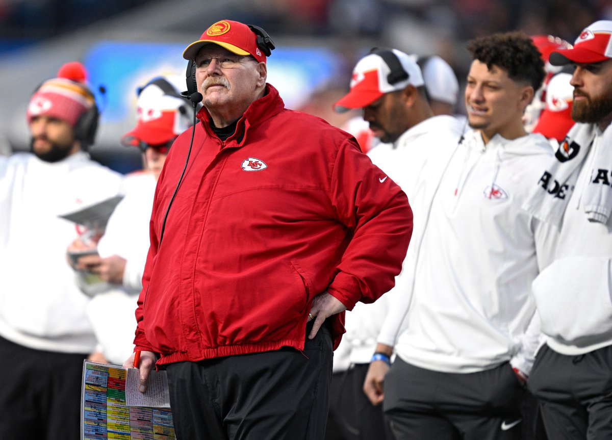 The @Chiefs are keeping the band together for the foreseeable future. 📝 Read about extensions for Andy Reid and more: bit.ly/49WeJ5V Are they your 2024 favourite? 🏈 Make #Proline picks here: bit.ly/3w19nJ2 📸: USA TODAY Sports #NFL @StadeProligne