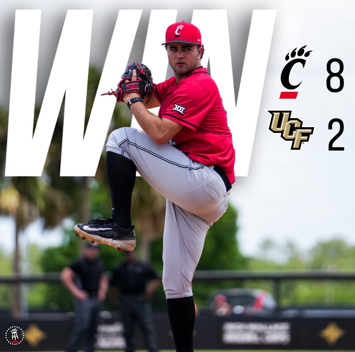 THAT’S A ROAD SERIES WIN FOR THE BEARCATS 😤😤😤