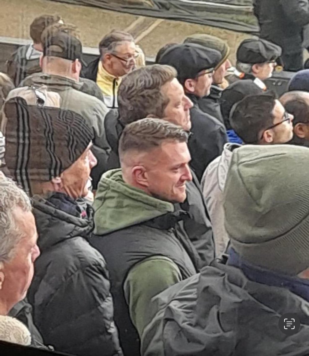 For any Evertonian wondering who to pledge allegiance to in the run in now that we’re safe: here’s Tommy Robinson in the Luton end today. Absolutely anyone else. 🙏