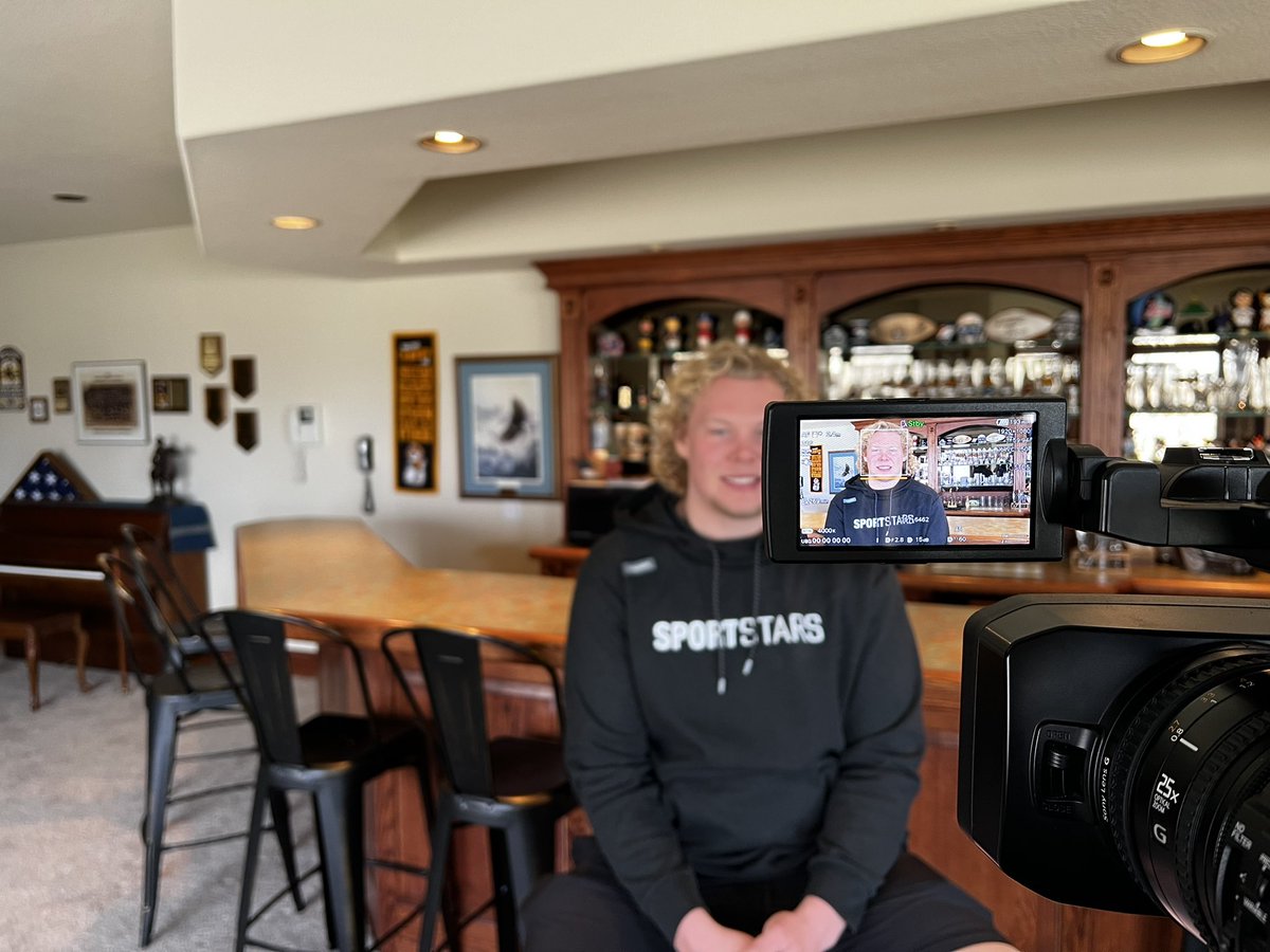 Tune into @kgwntv tonight at 5:30 and 10 for my exclusive TV  interview with Frank Crum on becoming a Denver Bronco

#GoWyo and #Broncos fans won’t want to miss it