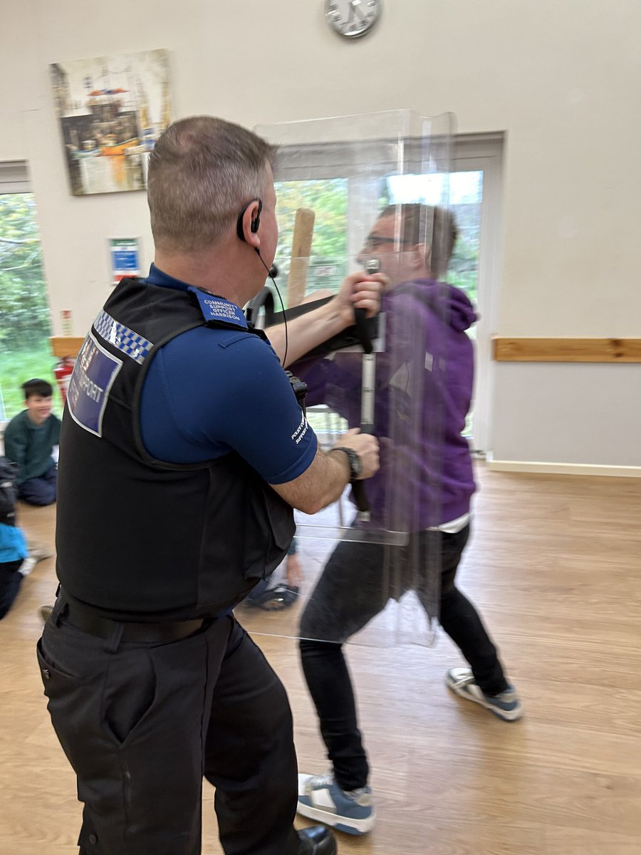 @WMerciaPolice thank you for allowing these 2 amazing PCSO’s to come and talk to our beavers and cubs. They were informative and lots of fun. PCSO Sue and Richard