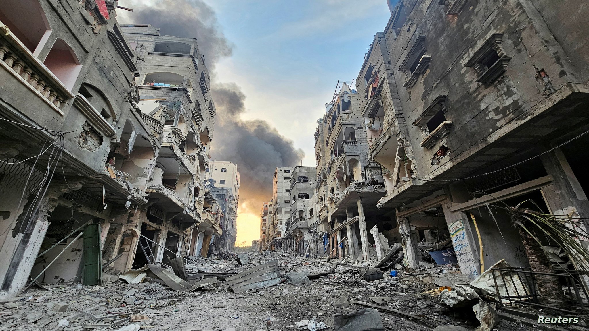 الحدث: نيويورك تايمز: 20 مؤسسة دولية تبحث إعادة إعمار غزة وتحويلها إلى منطقة تجارية 