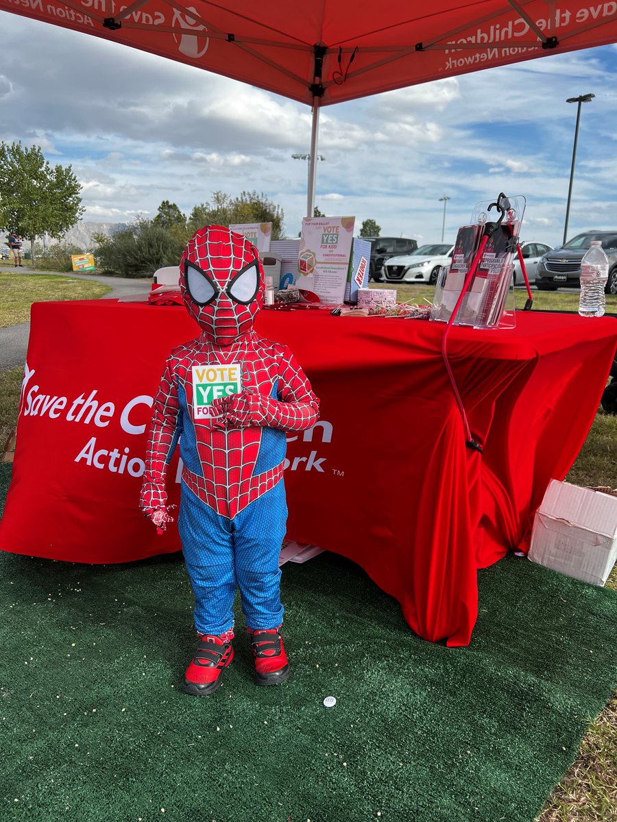 It's #NationalSuperheroDay! This photo reminds us that even the smallest superheroes can make the biggest impact. 💪