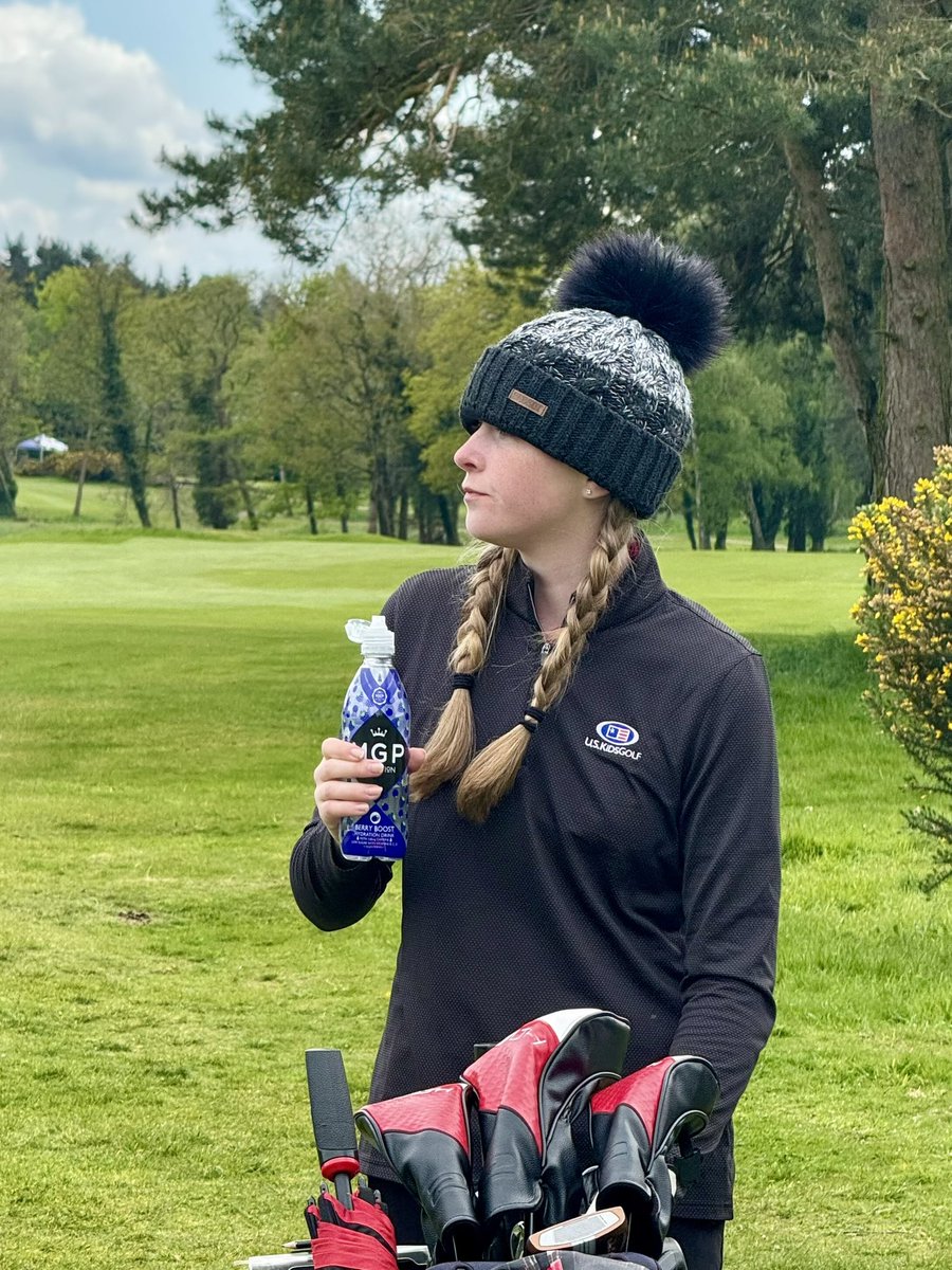 So pleased to win U18 Girls gross in the @robrockgolftour today. Thanks @nathaywoodgolf for another great event & it was so good to play with @Meganbishopgolf & Poppy. Thanks for a great round #winner #1stplace #morerain #wet #golfcourse #competition #golftour #friends #goodday