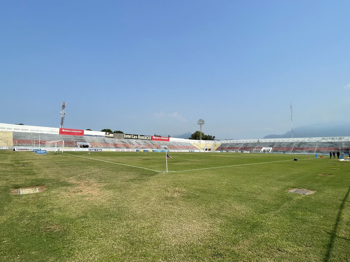 MOTAGUAcom's tweet photo. 📍🏟️ | ¡ESTADIO CEIBEÑO! Todo listo para nuestro compromiso 🆚 #CDVida 🦅 🌴
#CiclonAzul #Motagua https://t.co/xVS58gMiyt