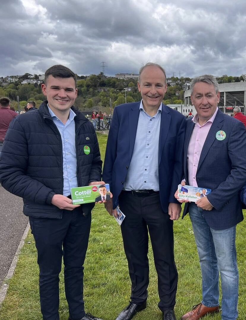 While it wasn’t the result we hoped for🔴⚪️ Great day had canvassing with An Tanáiste @MichealMartinTD and @BillyKelleherEU at Páirc Uí Chaoimh. #FreshFaceFreshIdeas #CotterNo.1
