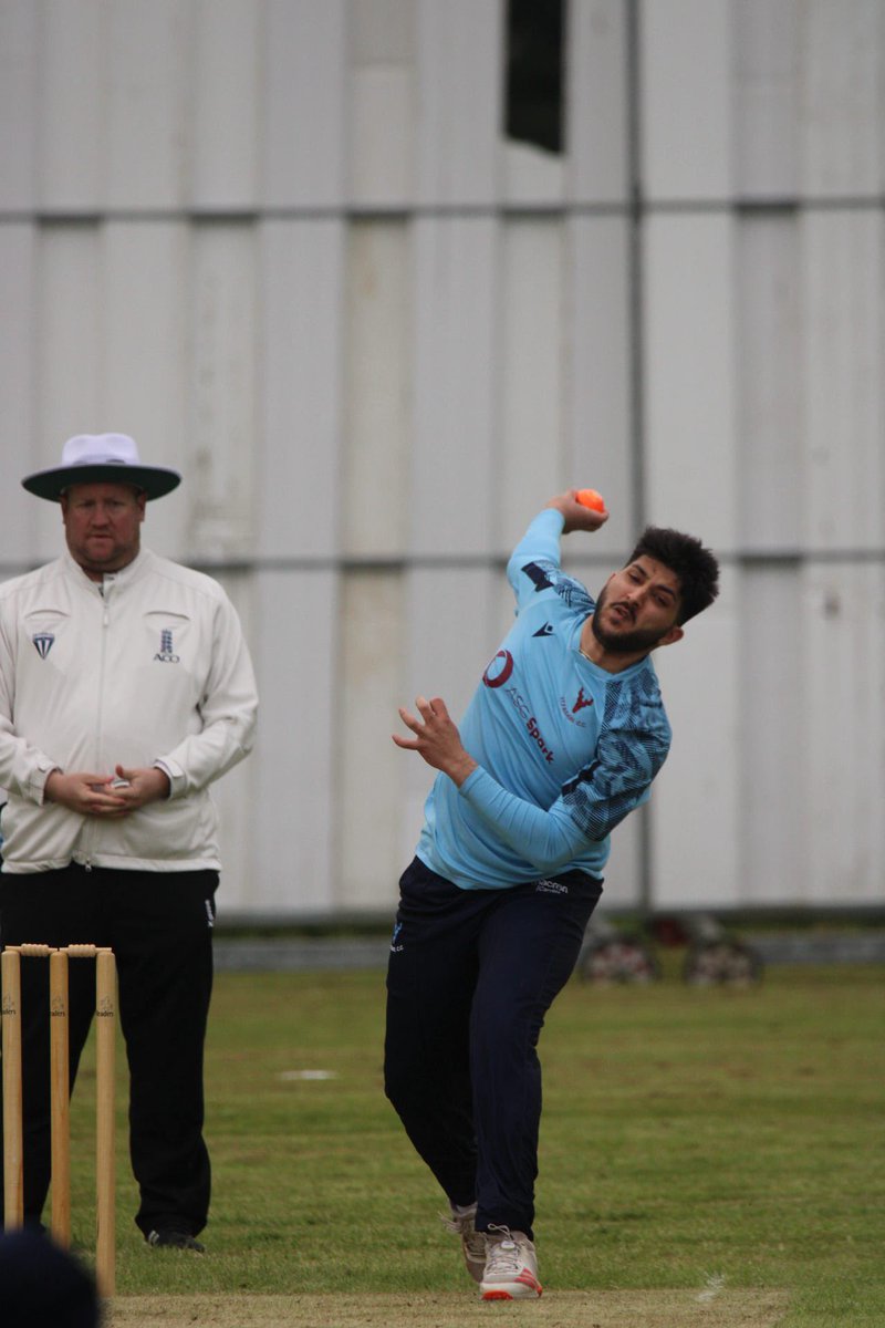 📸 vs @upper_rhonddacc Special mention to young Rhondda seamer, M Bahrami (pictured), who picked up 6-18 for the visitors. From Afghanistan to the Welsh Valleys - an incredible story and a superb bowling display today from the young man 👏🇦🇫🏴󠁧󠁢󠁷󠁬󠁳󠁿 On 📷 @rwbwine75