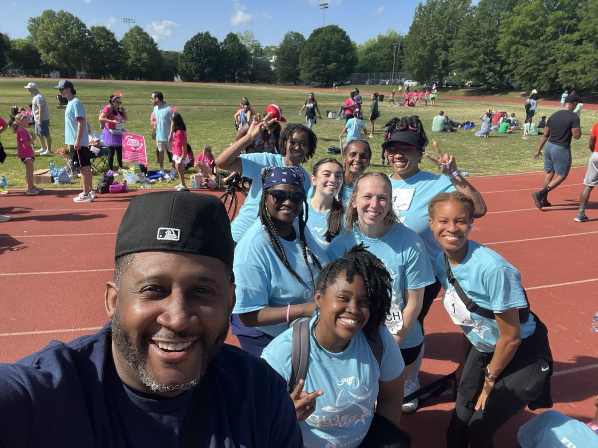 ADNspire's tweet photo. Great event this morning with our @CampbellES_FCS team supporting #GOTR #FitEducators 😀
Great way to end the season 🏃🏽♀️ 🙏🏾 https://t.co/VPMwPcdHCc
