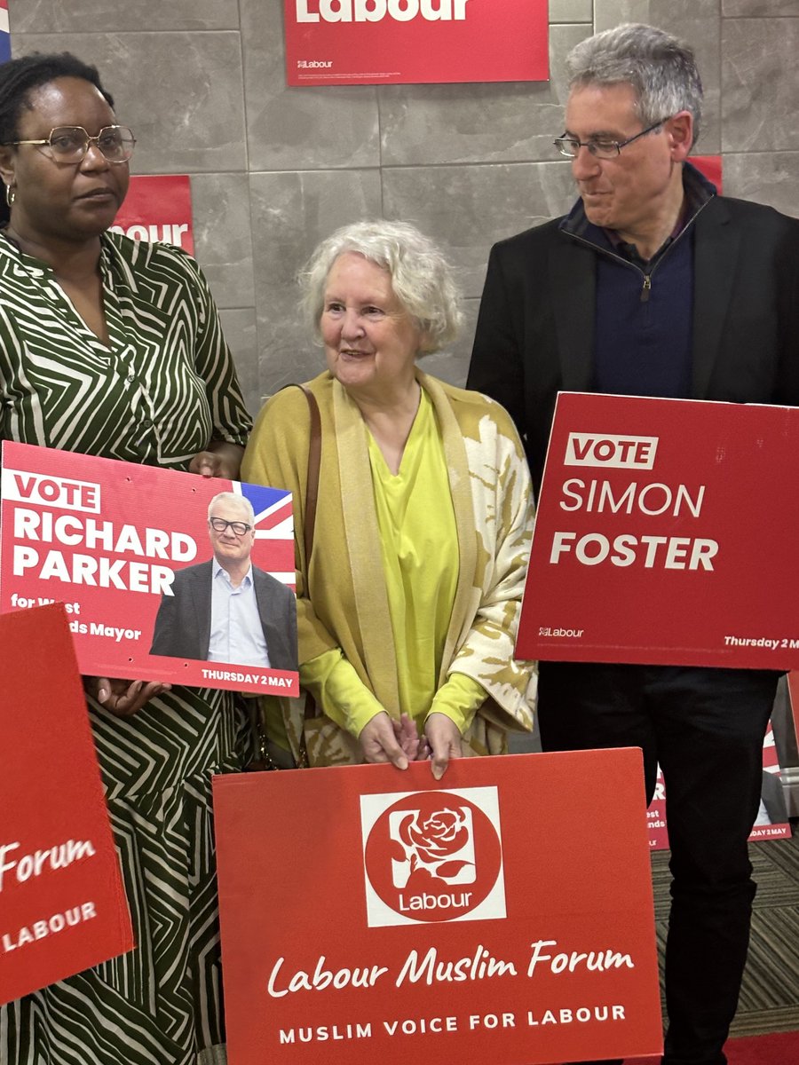 Great to see ⁦@edgbastonCLP⁩ & ⁦@QuintonLabour⁩ legend, Elaine Hook with ⁦@SimonFosterPCC⁩ & ⁦@Ms_SThompson⁩ 🌹🌹🌹🐝