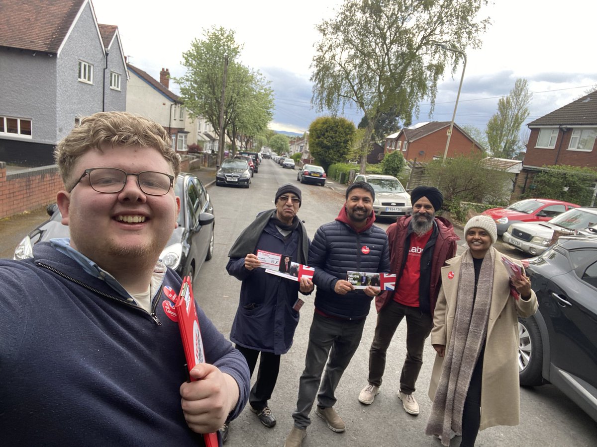 Spent a fantastic day with @sikhs4labour, running boards and canvassing for @RichParkerLab, @SimonFosterPCC, and amazing council candidates. It was a wonderful road trip across the West Midlands with @gsjosan, @parbinder_kaur, and myself, spreading the message of hope for a fresh