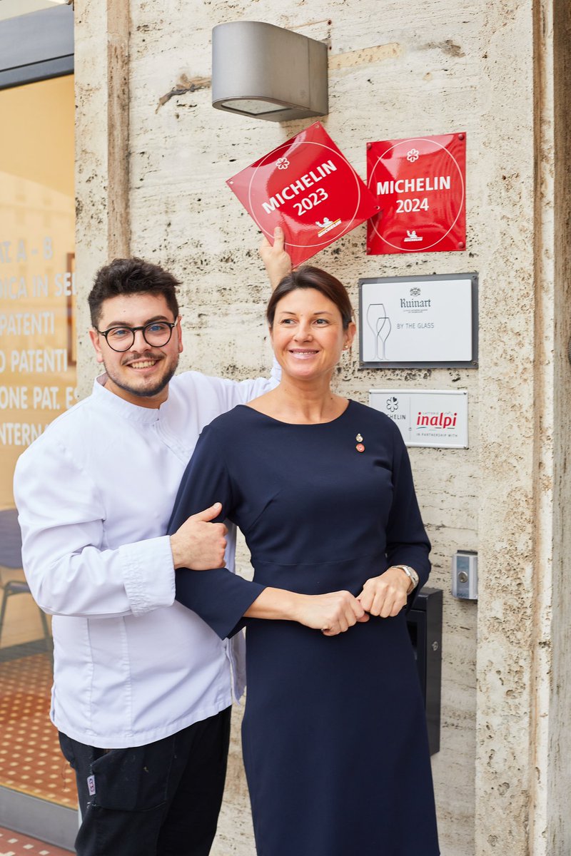 Chef e Sommelier capisaldi del San Giorgio 
#famigliascala #chef #michelinguide #genova #food