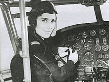 Diana Barnato Walker UK #pilot. #WWII early Air Transport Auxiliary #ATA pilot flying 80 types of aircraft & delivering 260 Spitfires. 1963 1st British woman to break sound barrier flying at Mach 1.6, a world air speed record for women d. #OTD 28 Apr 2008 en.wikipedia.org/wiki/Diana_Bar…