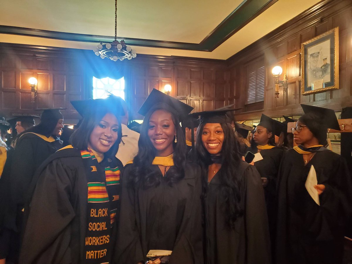 PittSocialwork's tweet image. We love to celebrate our amazing students! We know you're going on to do great things! #pittgrad #H2P